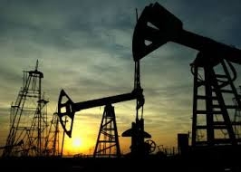 Мировые цены на нефть упали на пять процентов