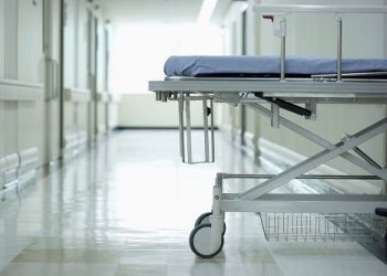 Кардиолога амурской областной больницы уволили за нерасторопность