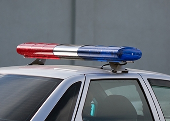 В Хакасии пьяная автоледи избила полицейского