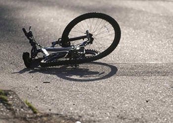 В Шимановске пьяный водитель сбил мальчика-велосипедиста