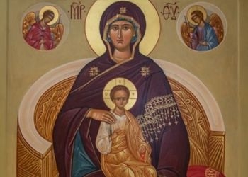 В монастыре под Хабаровском замироточили две иконы