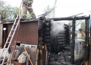 Сковородинские огнеборцы тушили пожар в пятиэтажке