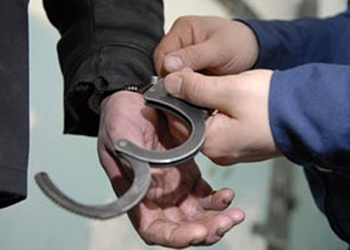 Амурские полицейские задержали на трассе Чита-Хабаровск парня с наркотиками