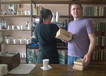 Амурская областная библиотека заманивает читателей напитками