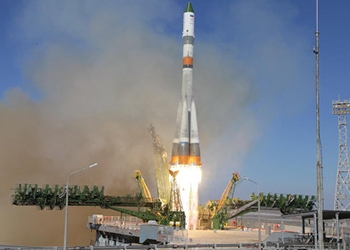 На космодроме Восточный собрали ракету-носитель «Союз-2»