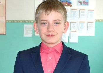 Тыгдинский шестиклассник вернул пятитысячную купюру, найденную в школе