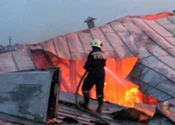 В Ивановке Зейского района сгорел недавно отремонтированный Дом культуры
