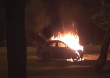 Взрыв в центре Воронежа уничтожил 5 автомобилей  