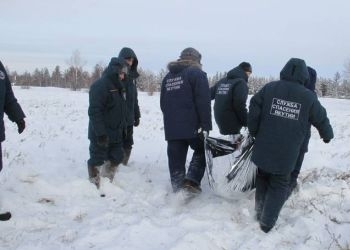В Якутии мальчик остался жив, упав со 150-метровой скалы