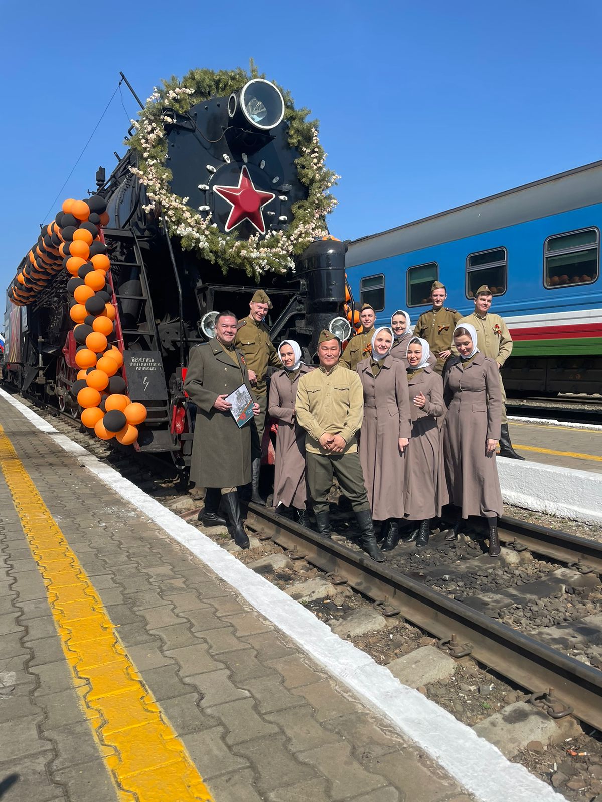 Ретропоезд «Победа» прибыл в Благовещенск | 01.05.2023 | Благовещенск -  БезФормата