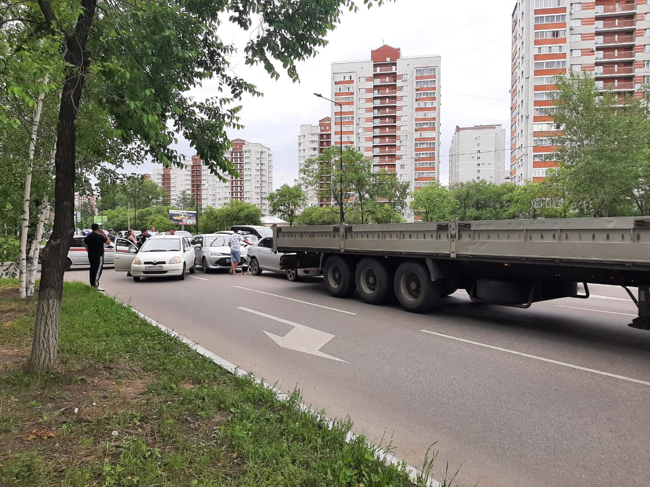 Пять автомобилей столкнулись в Благовещенске