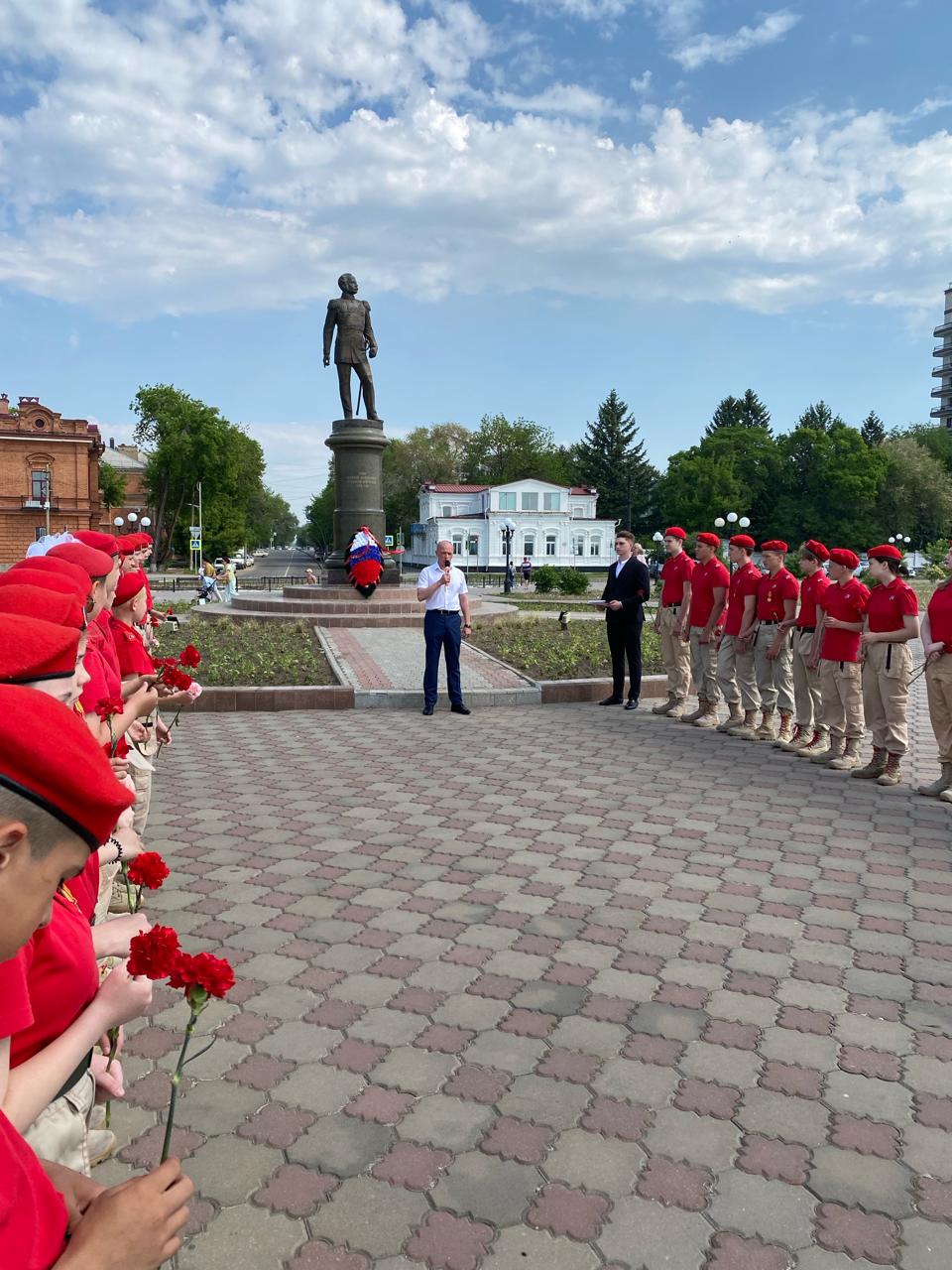 В Благовещенске почтили память основателей города