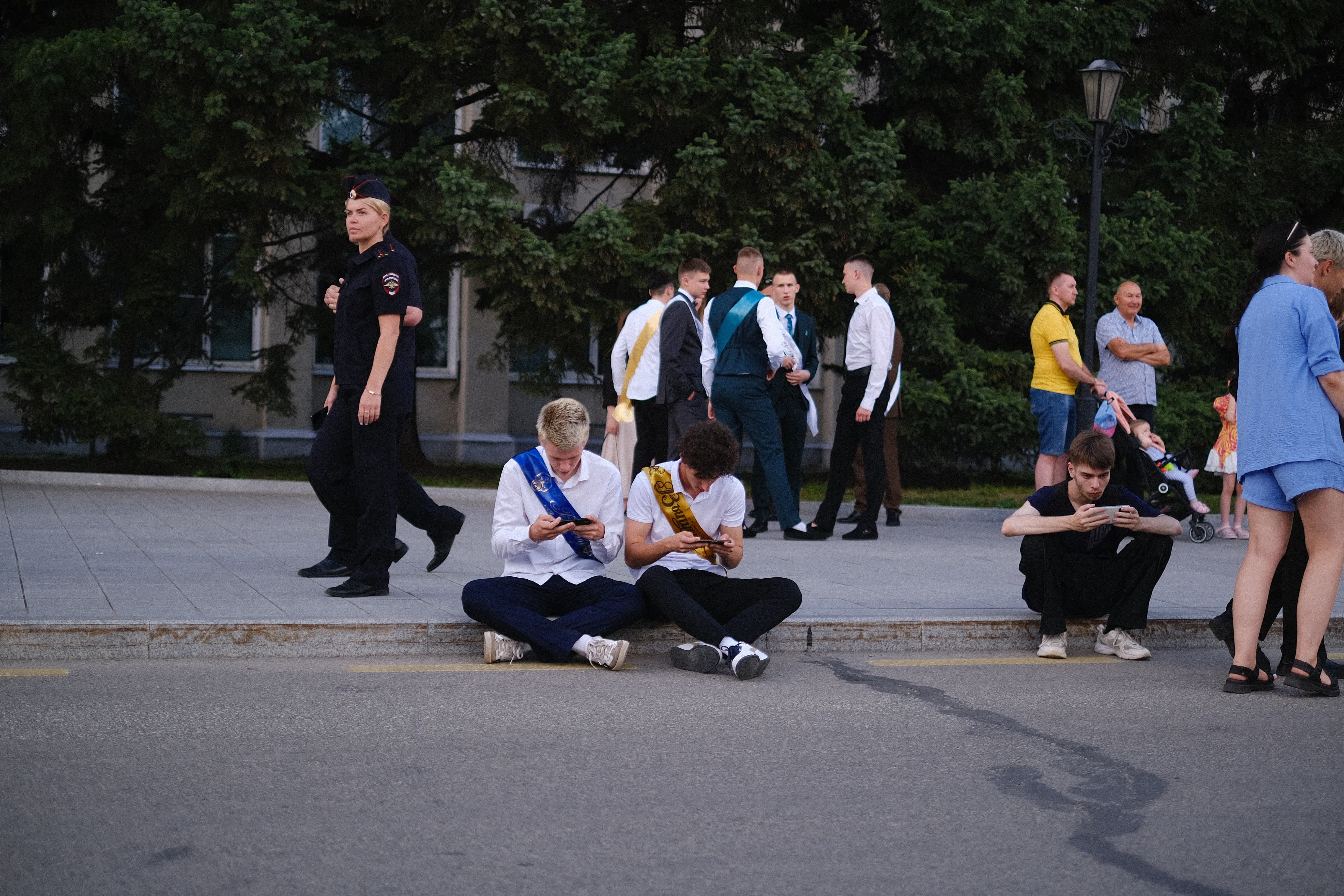 В Благовещенске проходит общегородской Выпускной вечер | 28.06.2024 |  Благовещенск - БезФормата