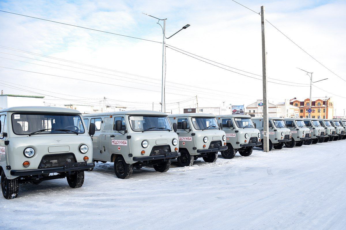 Больницы Амурской области получили 27 новых автомобилей