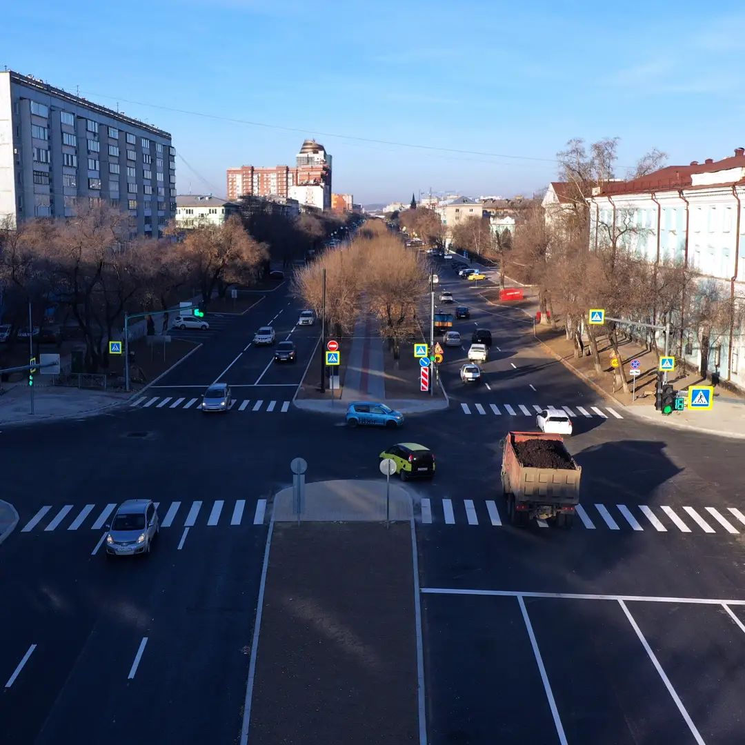 В Благовещенске на Горького появились новые парковочные места и комплексы  фиксации нарушений | 21.11.2021 | Благовещенск - БезФормата