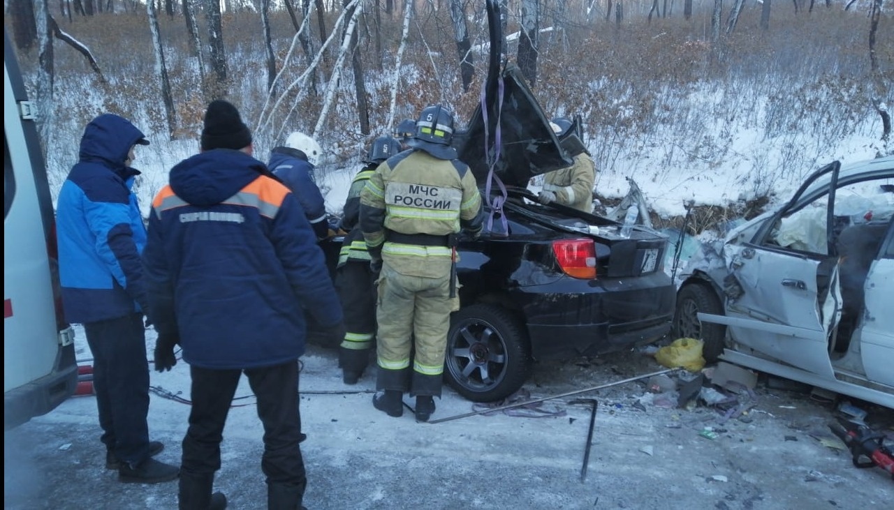 Дтп 9. ДТП В Амурской области на трассе Благовещенск Свободный. ДТП В Амурской области на трассе Благовещенск. ДТП В Амурской области Свободненский район. Авария в Свободном Амурская.