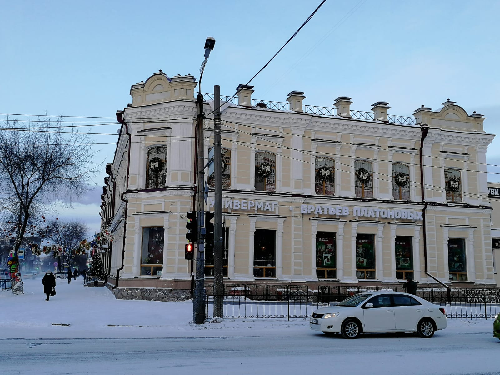 В Благовещенске оспорена версия о незавершенности «Товаров для дома»