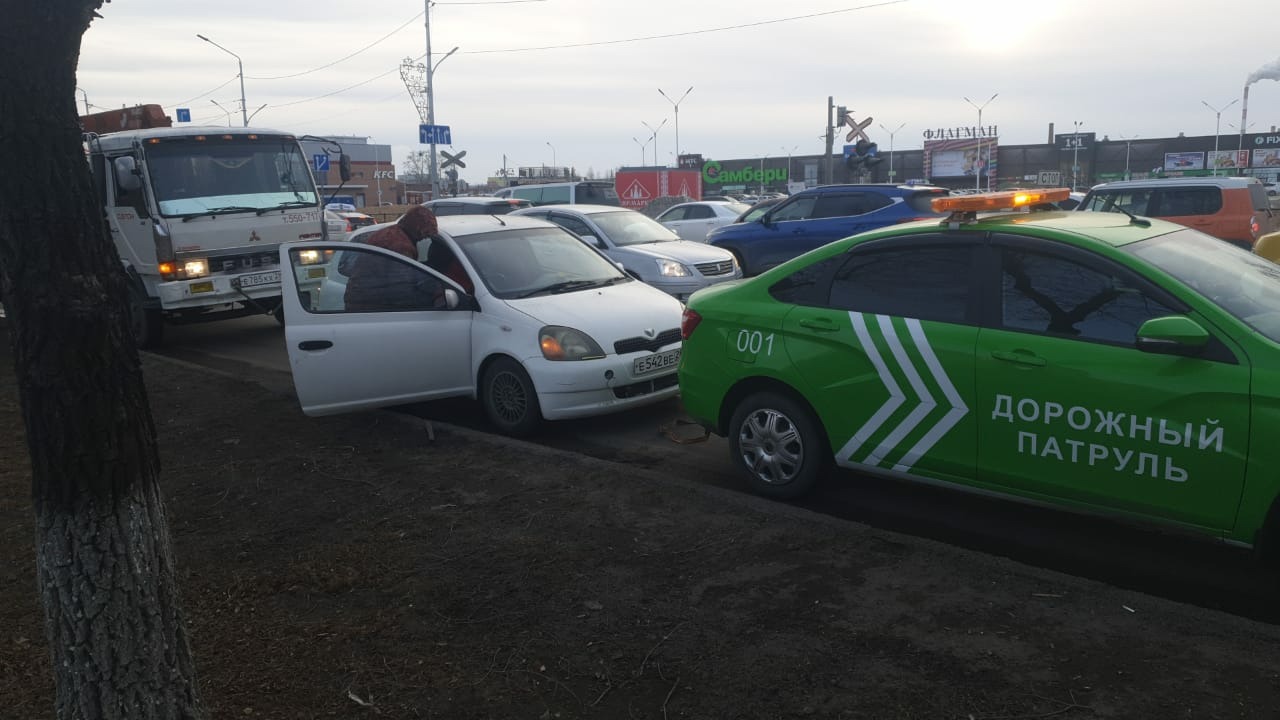 В Благовещенске «Дорожный патруль» помог устранить автомобильную пробку