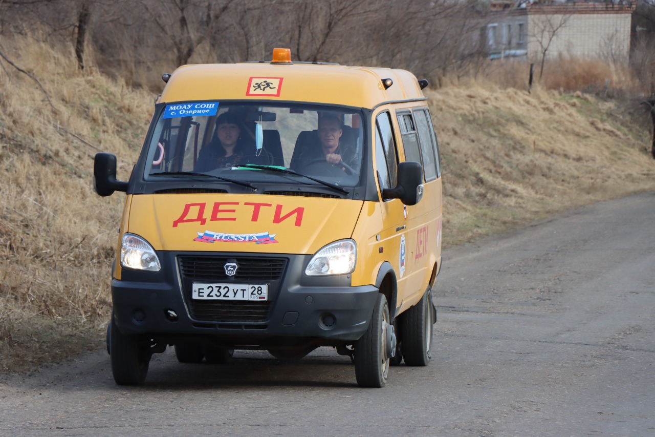 В Приамурье благоустраивают школьные автобусные остановки