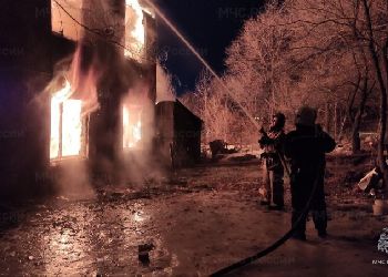В Благовещенске вновь горел дом, где уже был пожар
