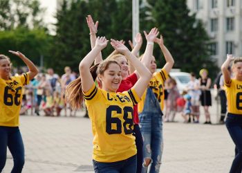 Отмечать День молодежи в России будут в последнюю субботу июня