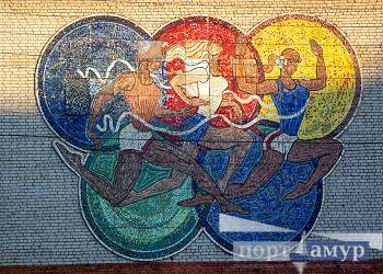 Таблички на зданиях с мозаикой в Благовещенске установят до конца года