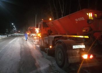 С дорог Благовещенска за ночь убрали почти 600 кубометров снега