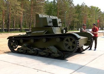 Амурский «Авангард» пополнился раритетным танком