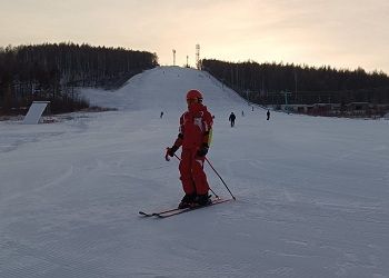 Тындинский «Усть-Корал» открыл зимний сезон