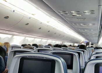 Амурчанин отсудил почти 100 тысяч рублей за несуществующий бизнес-класс в самолете