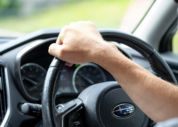 В Благовещенске автомобилиста оштрафовали за оскорбление «подрезавшего» его водителя