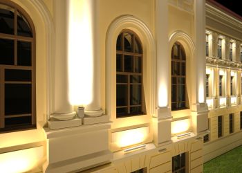 Подсветка еще на трех зданиях в Благовещенске появится до конца осени