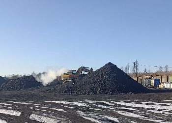 Запасы угля сняли на складе на станции Селемджа