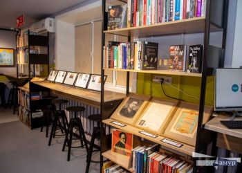 После масштабного ремонта в Благовещенске открылась библиотека искусств