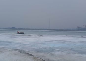 Гидрологи в Хэйхэ прогнозируют ледоход на Амуре к концу апреля