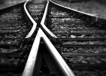 В Амурской области под поездом погиб мужчина