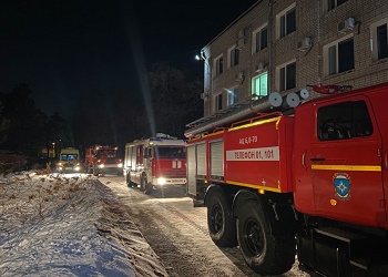 В Благовещенске из-за пожара эвакуировали жильцов дома