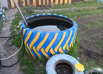 В Омской области ребенок утонул в колесе трактора