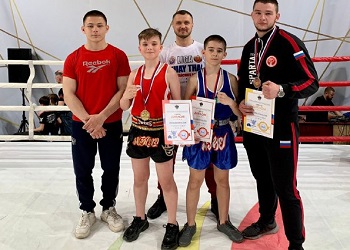 Юные благовещенцы взяли «золото» на чемпионате России по тайскому боксу