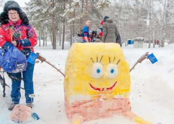 В Алтайском крае состоялся II чемпионат по лепке снеговиков