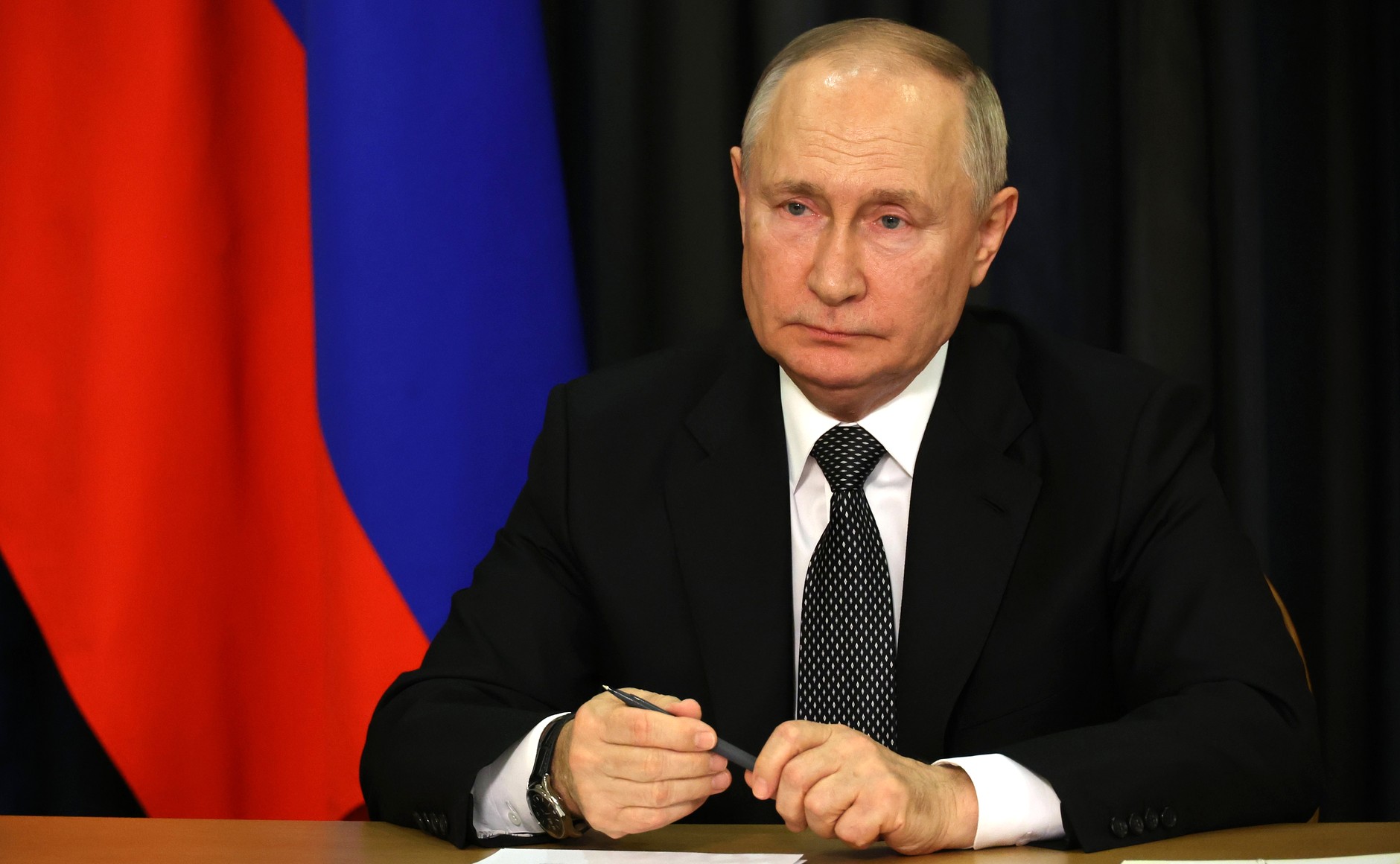 Владимир Путин предложил возродить в России многодетность