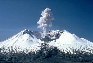 На Камчатке сняли фильм про извержение вулкана Шивелуч в 2023 году 