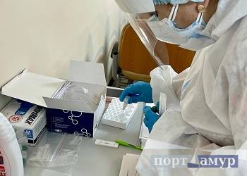 Рост продолжается: в Приамурье — почти 1600 новых случаев «ковида»
