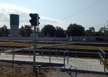 На двух железнодорожных станциях Приамурья построят пешеходные переходы