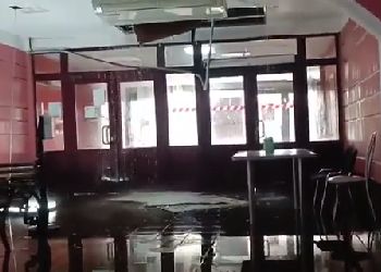В крупном торговом центре Благовещенска случился потоп