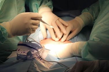 Клубок волос вынули хирурги из желудка юной жительницы Улан-Удэ