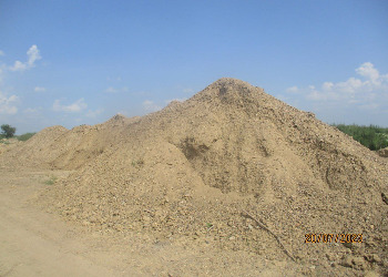 В Приамурье подрядчик по строительству дорог добывал песок в неположенном месте