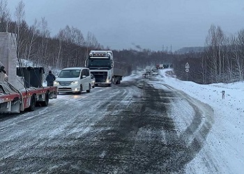 В Приамурье продлили запрет на движение большегрузов по федеральной трассе