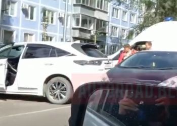 Соцсети: в центре Благовещенска попали в ДТП несколько авто