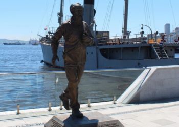Житель Тынды потребовал демонтировать памятник Солженицыну во Владивостоке